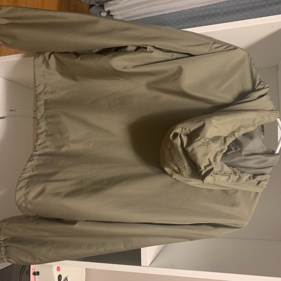 green raincoat- windbreaker - Picture 2 of 2